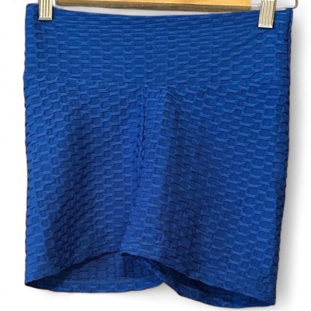 Vibrant Blue Textured Women's Athletic Shorts